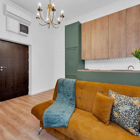 Polonia Apartment Centrum Z Miejscem Parkingowym Lodz  Ngoại thất bức ảnh